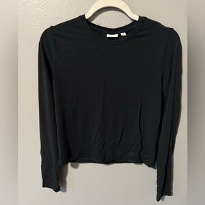 Aritzia Babaton Everyday Longsleeve